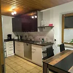 Geraeumige Mit Zwei Schlafzimmern Und Balkon Apartamento Eching (Landshut)